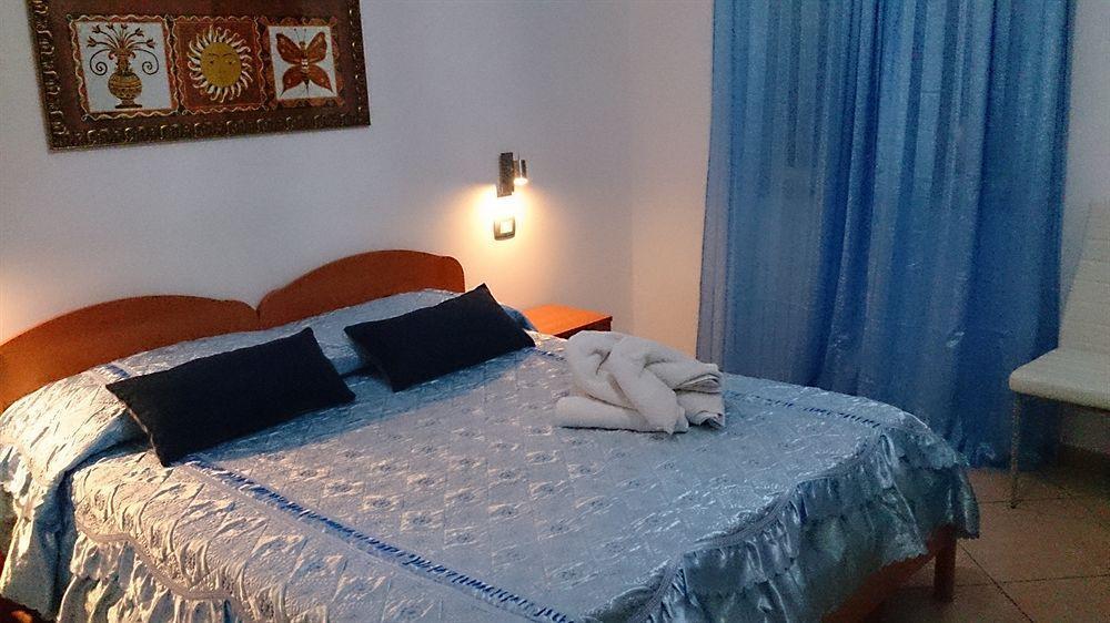 アグリジェント Il Mirto E La Rosa Bed & Breakfast エクステリア 写真