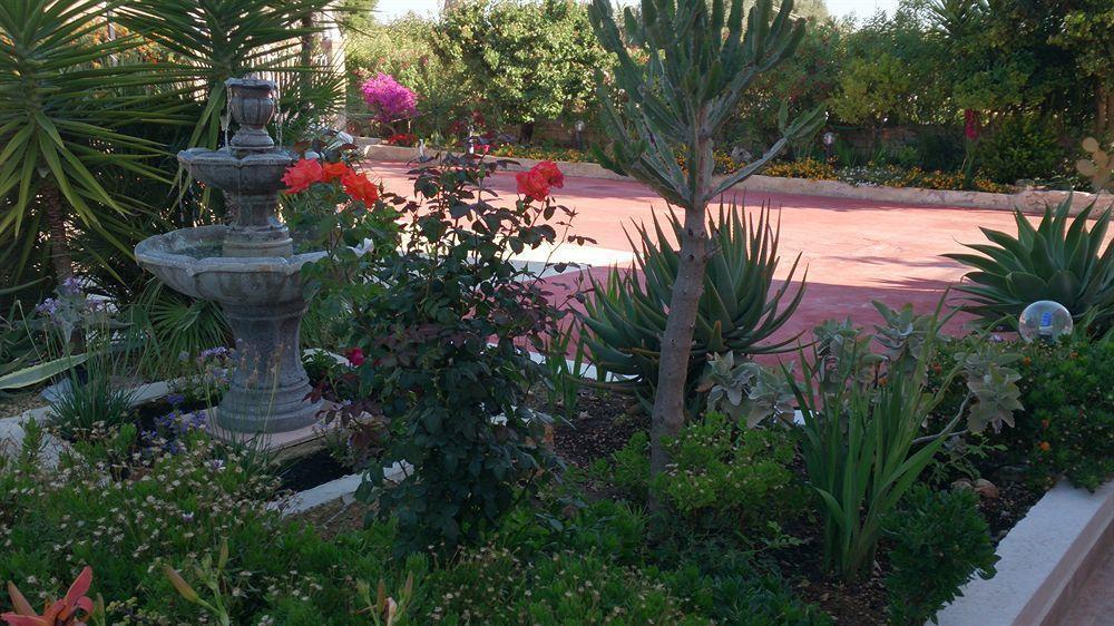 アグリジェント Il Mirto E La Rosa Bed & Breakfast エクステリア 写真